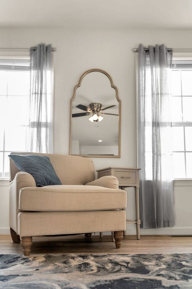 Foto del edificio - 4 Bedroom Townhome
