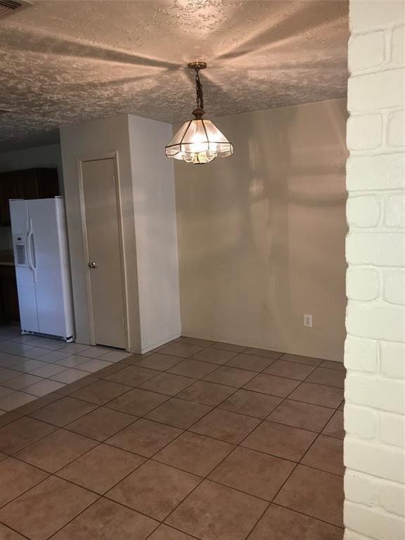 Foto del edificio - 16529 Gold Ridge Ln