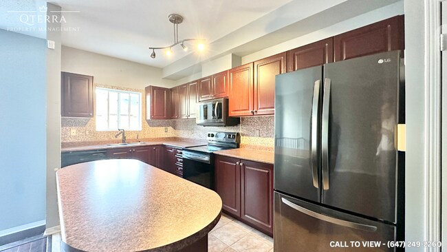Building Photo - 1515 Hummingbird Crt