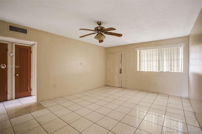 Building Photo - 111 NW 152nd St