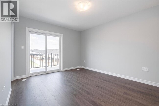 Photo du bâtiment - 190 Oat Ln