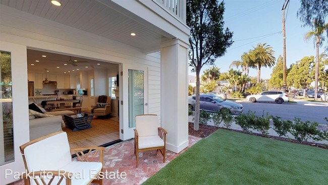 Foto del edificio - 4 br, 2.5 bath  - 1124 8th Street