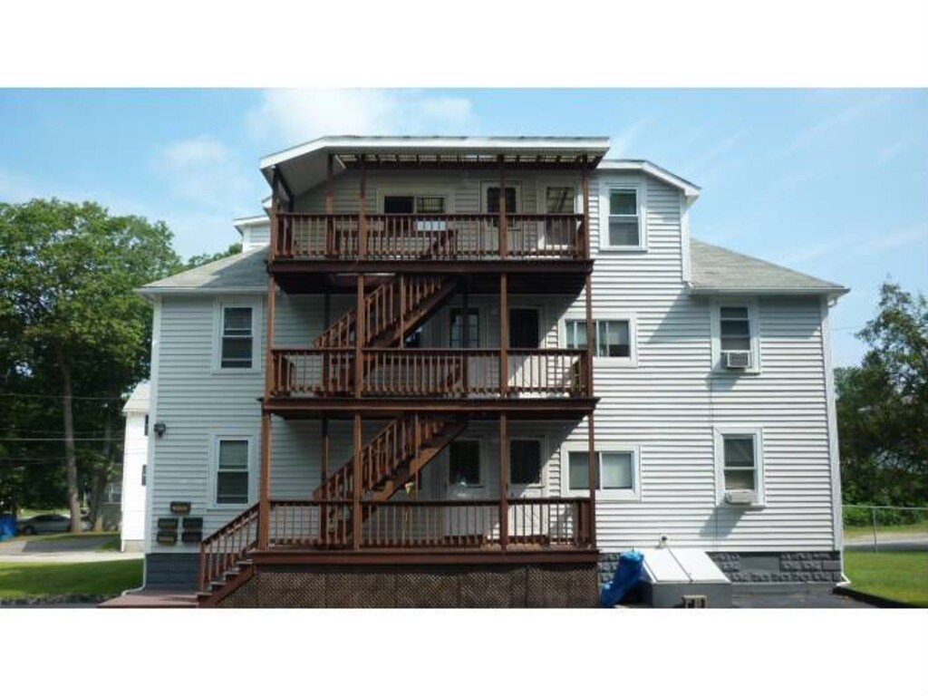 4 Valley St, Webster, MA 01570 Apartments in Webster, MA