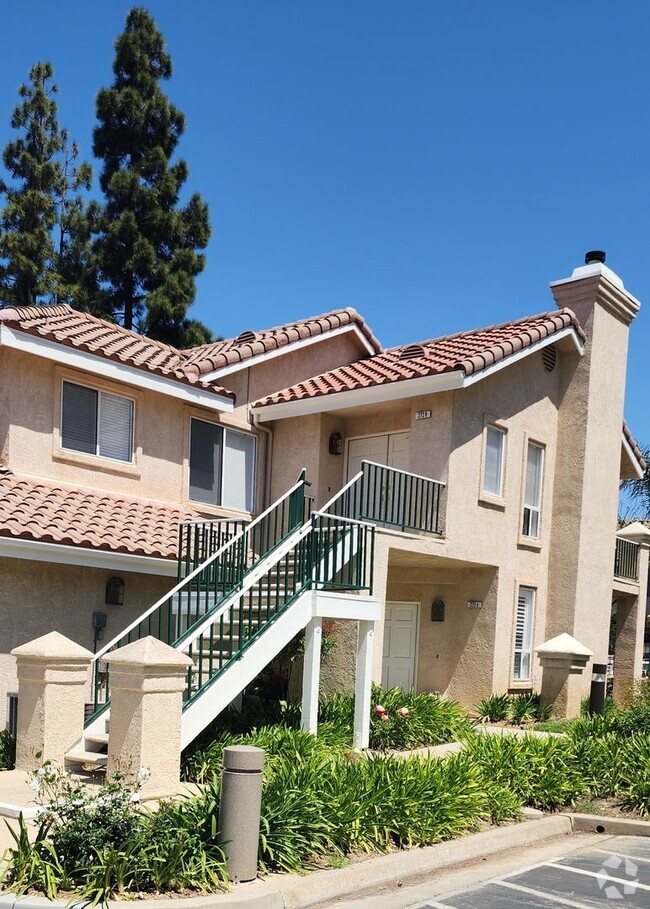 Building Photo - 272 Augustine Way