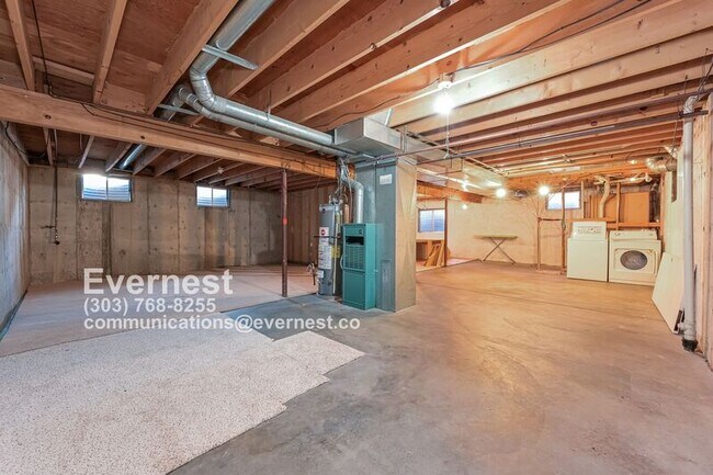 Building Photo - 2528 E Geddes Pl