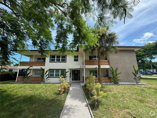 Building Photo - 2200 NE 173rd St