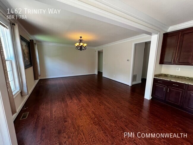 Foto del edificio - 6 Bed / 7 Bath Single Family (Available Now)