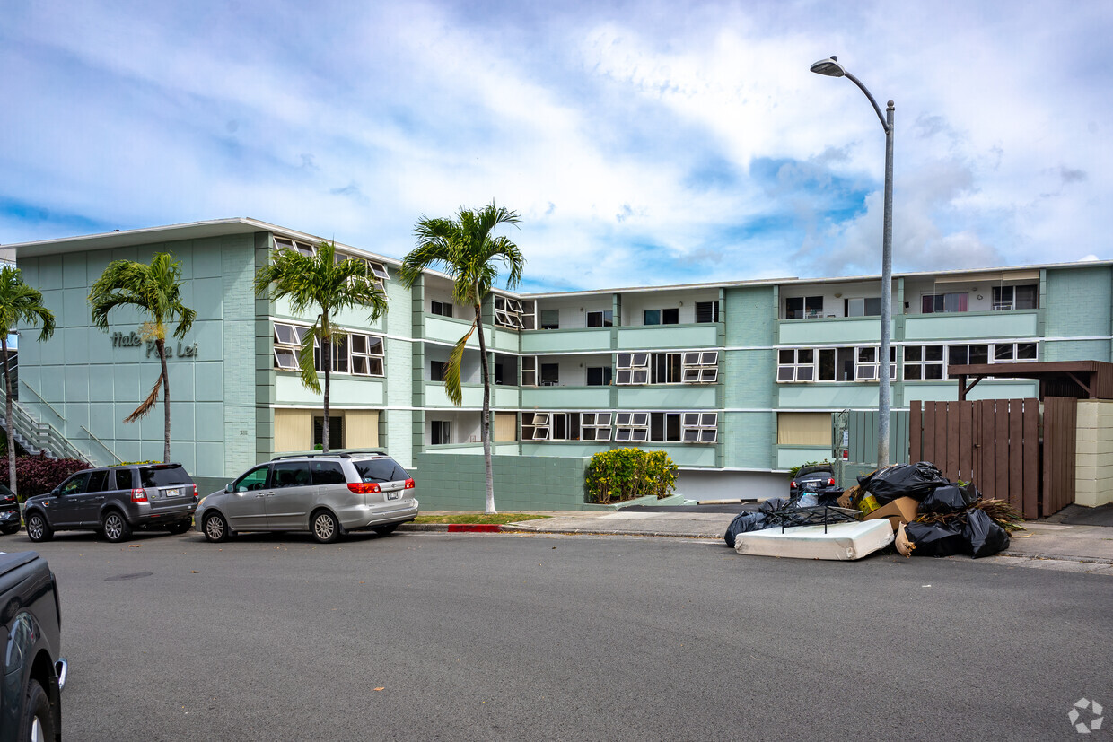 Primary Photo - Hale Pualei