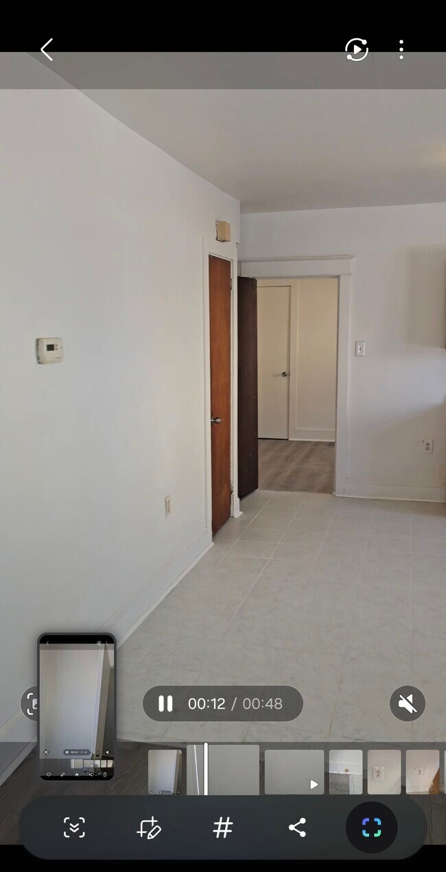 Foto del edificio - 2318 Upland St