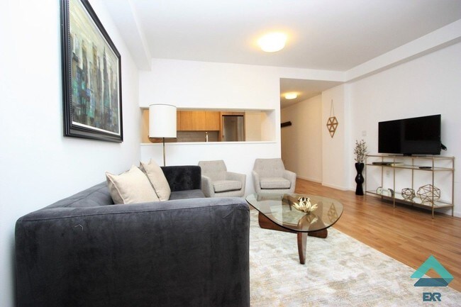 Foto del edificio - 505 Saint Marks Ave