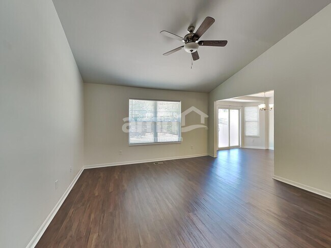 Foto del edificio - 10704 Sandy Ct