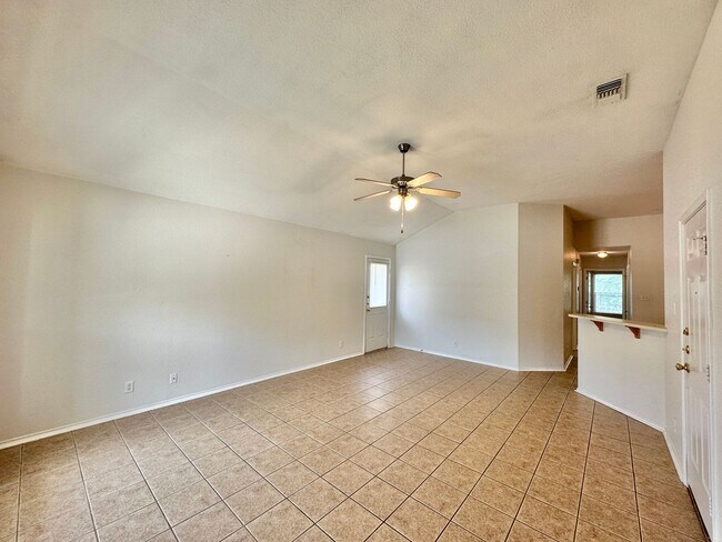 Foto del edificio - 211 Dale Earnhardt