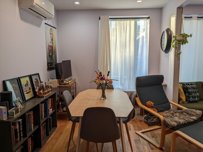 Foto del edificio - 121 Clermont Ave