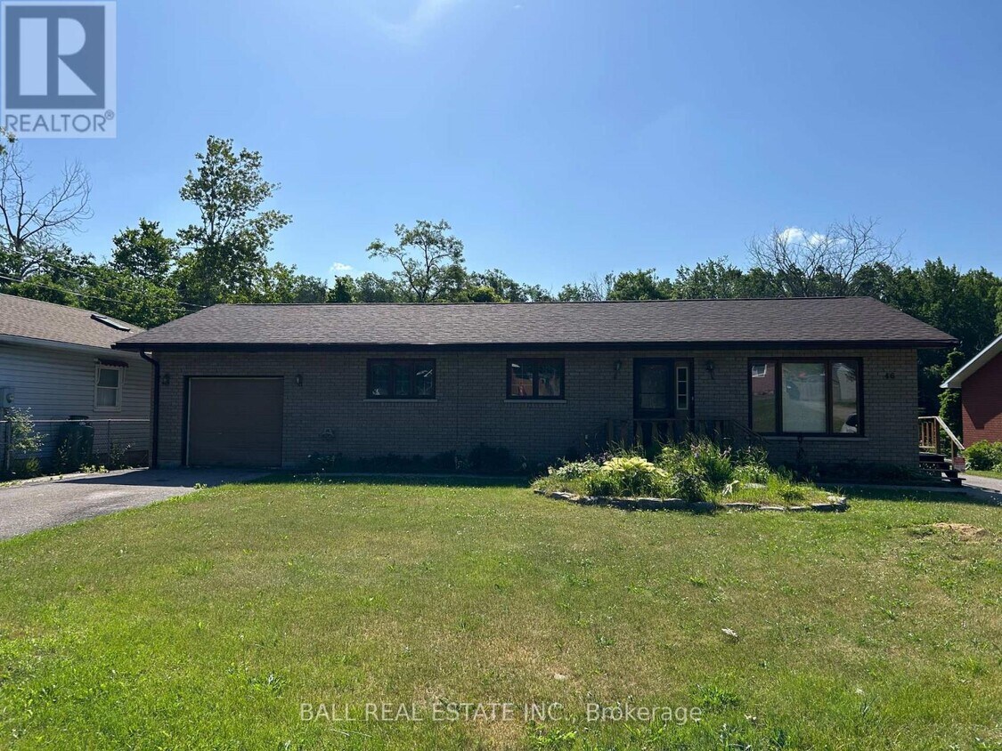 Photo principale - 46 Kennedy Dr