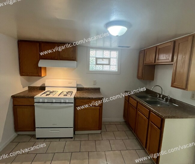 Foto del edificio - 1677 W 14th Ave