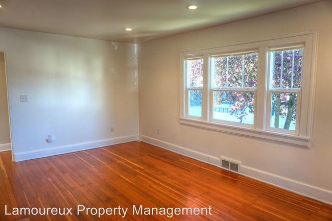 Building Photo - 2 br, 1 bath House - 2308 26th Street