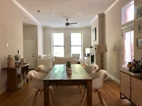 Foto del edificio - 245 W Scott St