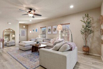 Building Photo - 11828 Hartley Cove