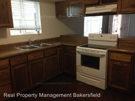 Building Photo - 1304 Flower St