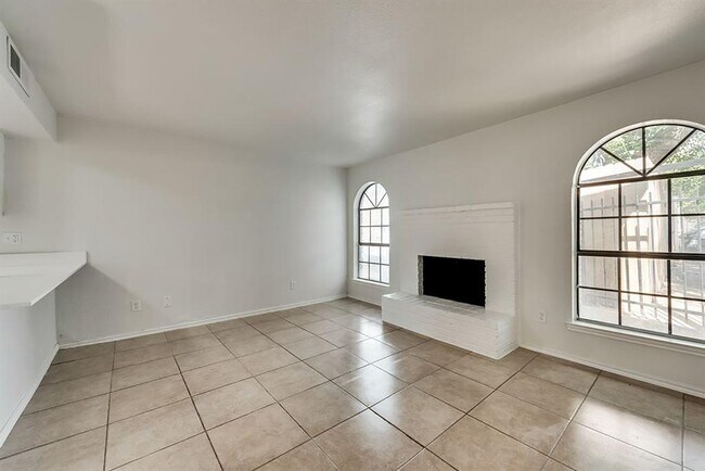 Building Photo - 9524 Military Pkwy