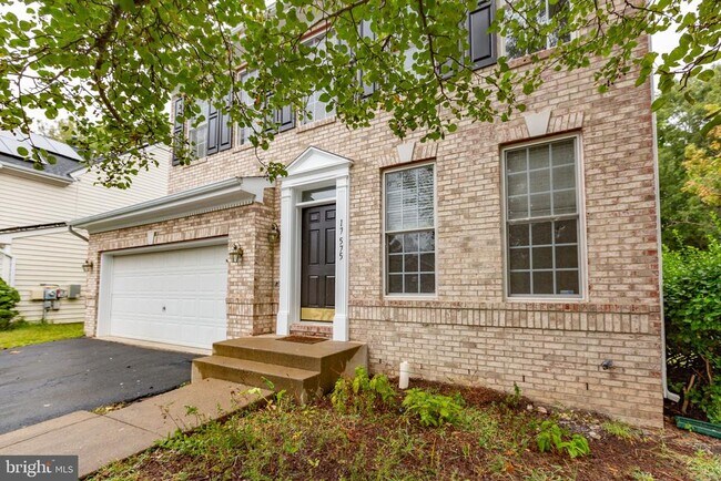 Building Photo - 17575 Deweys Run Ln