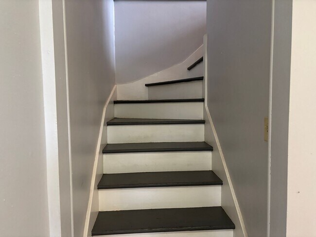 Foto del edificio - 3 Bedroom on large lot