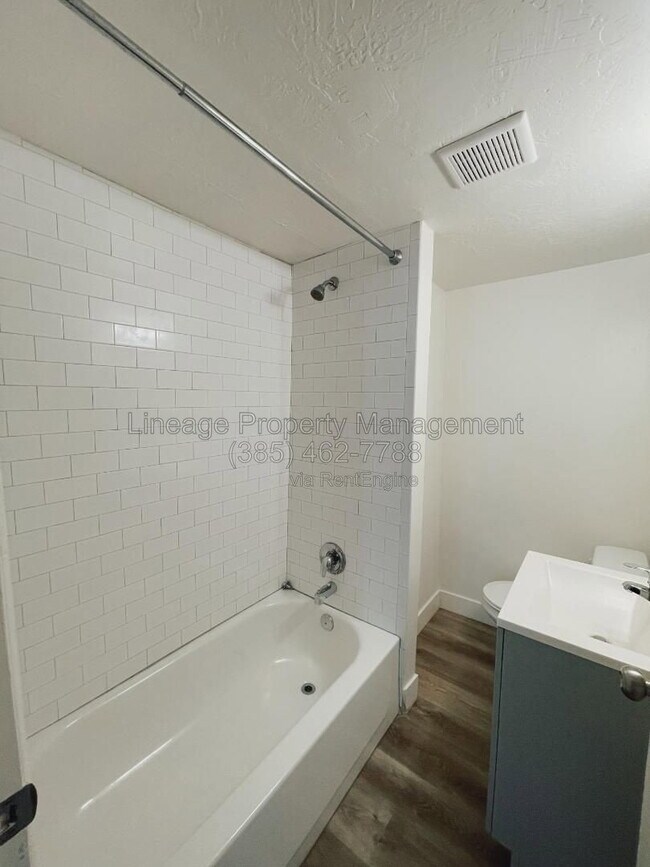Foto del edificio - 753 E Scott Ave