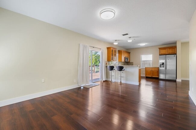 Foto del edificio - 1512 SW 106th Ave