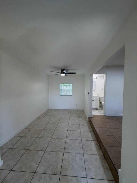 Building Photo - 430 Roseland Dr