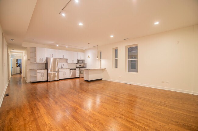 Foto del edificio - 2221 W Charleston St