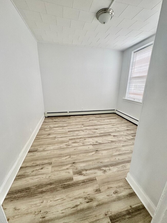 Foto del edificio - 51 66th St