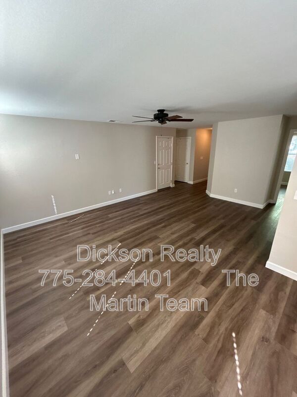 Building Photo - 8930 Silverkist Dr