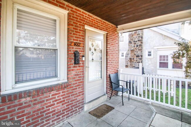 Building Photo - 4012 Berry Ave