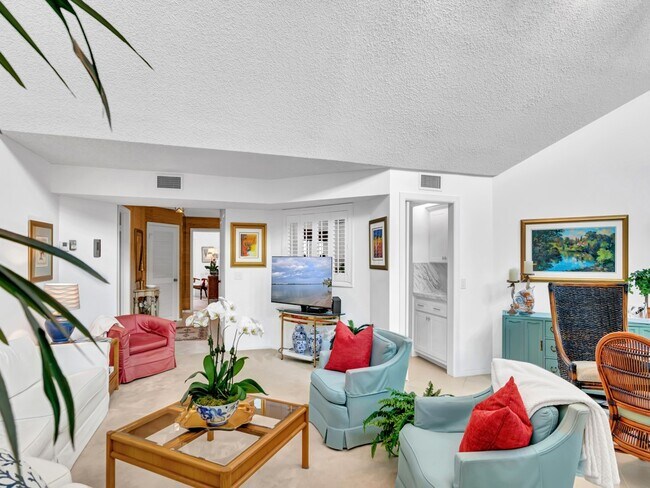 Foto del edificio - 1155 Reef Rd