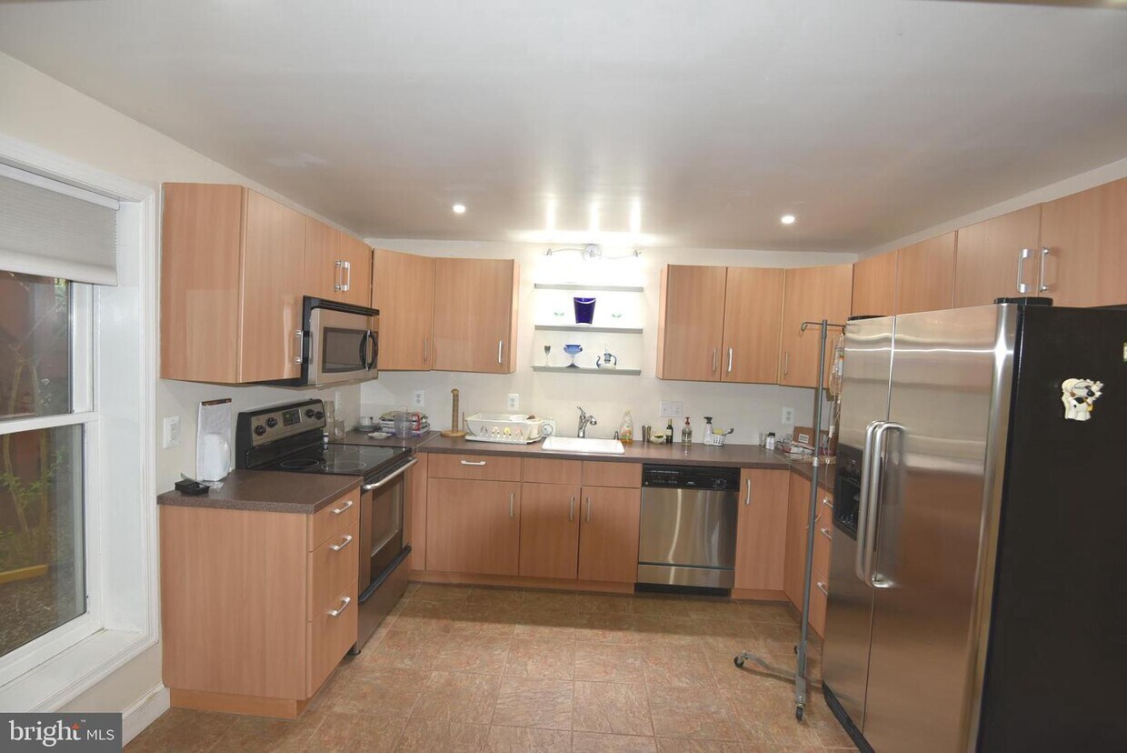 Foto principal - 9101 Oak Chase Ct