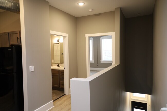 Foto del edificio - 1110 Shelby St