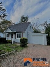 Building Photo - 3345 Edgewood Dr