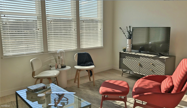 Foto del edificio - 2 br, 2 bath  - 30 Patriot Pkwy Unit 215