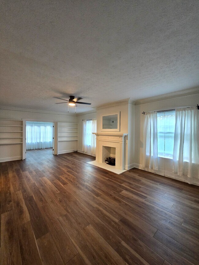Foto del edificio - 2472 Overlook Rd