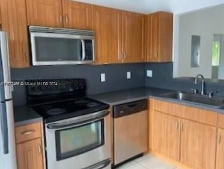 Building Photo - 6656 SW 116th Ct