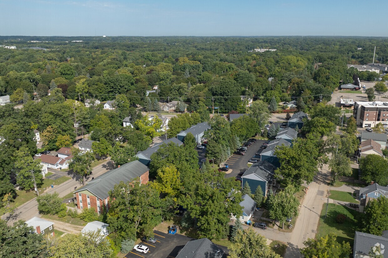 Foto aérea - Main St. Properties