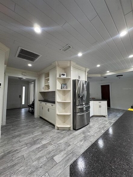 Photo - 581 Woodlawn Terrace House