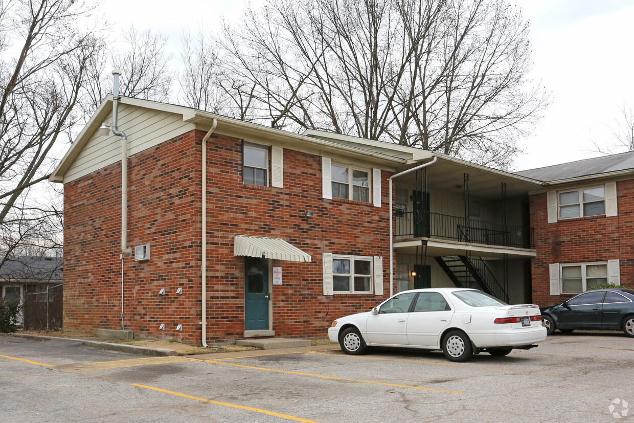 Primary Photo - Pollack Apartments