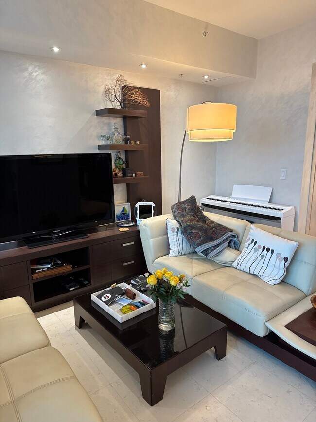 Foto del edificio - 1945 S Ocean Dr