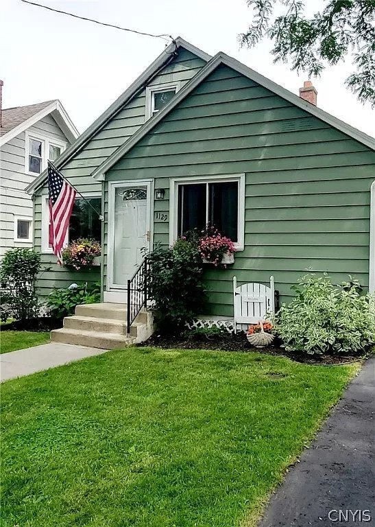 Foto del edificio - 1129 N Glencove Rd