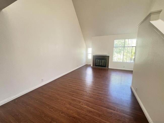 Building Photo - 2236 River Run Dr