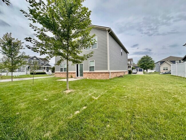 Building Photo - 1287 Bristol Pl