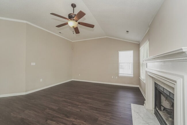 Building Photo - 5206 Haybridge Rd