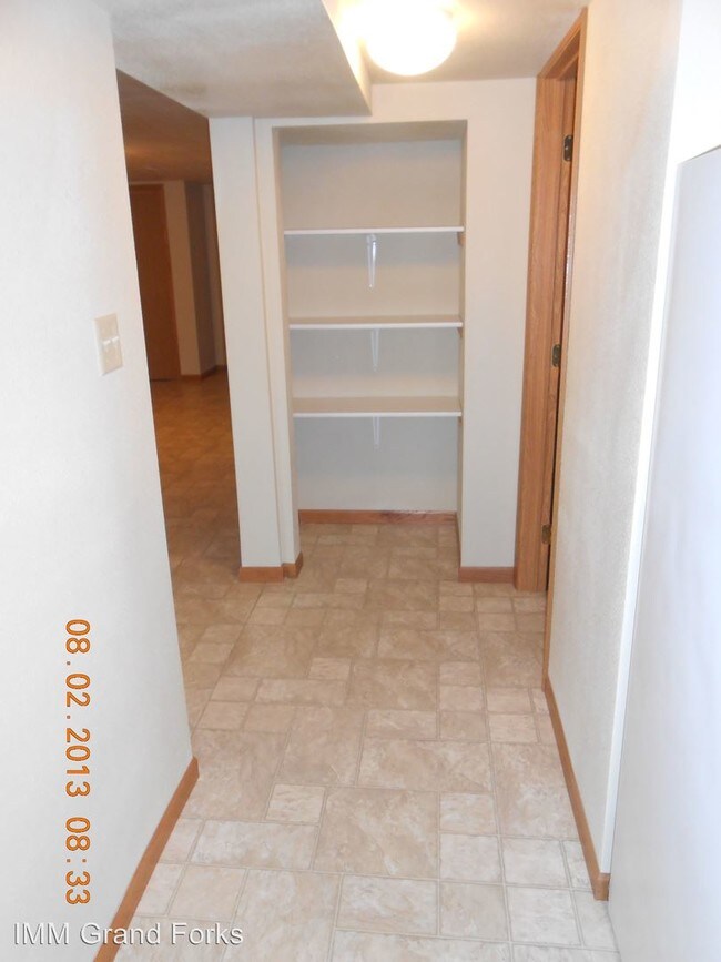 Foto del edificio - 2210 9th Ave N