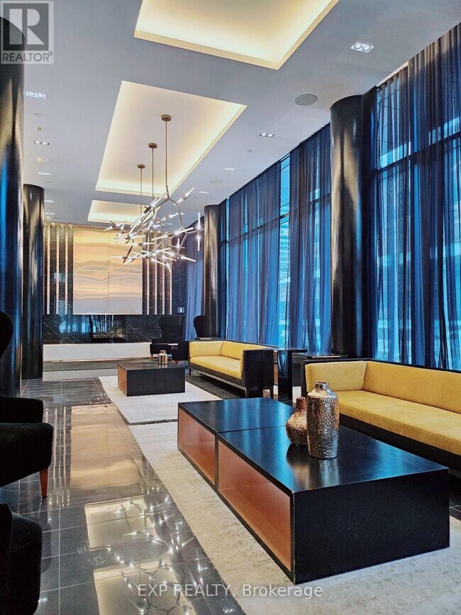 Photo du bâtiment - 101 Erskine Ave